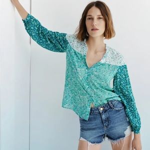 Zara Green Floral Bohemian Peasant Spring V Neck Blouse Flowy Women’s Medium
